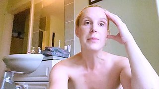 Blonde emo amateur solo masturbation