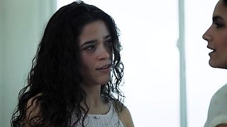 SweetheartVideo - Victoria Voxxx And Isa Bella Sleeping