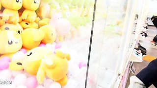 Mature asian blowjob handjob voyeur in room