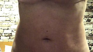 Love Chat Big Boobs Brunette Masturbating For Cam