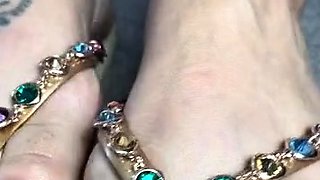 Linsey Dawn solo foot fetish