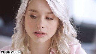 Stockings smut with energetic Scarlett Hampton from Tushy