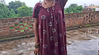 Desi Neha Bhabhi First Time Sex