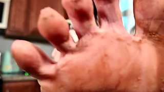 Jasmin Jai Studios - Dirty Foot Slave Treat