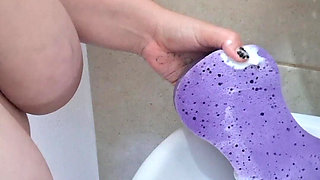 Naked Girl Cleans the House & Jerks You off with a Sponge