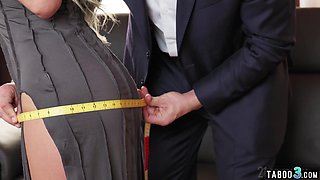 Perv tailor measured a Russian cougars bootie