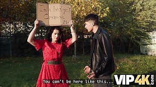 Watch so hot hustler's clip