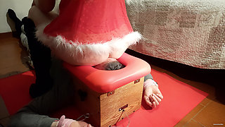 Face Sitting & Merry Christmas!