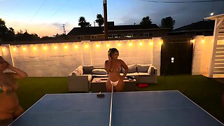 Amateur hottie fucked outdoor in public